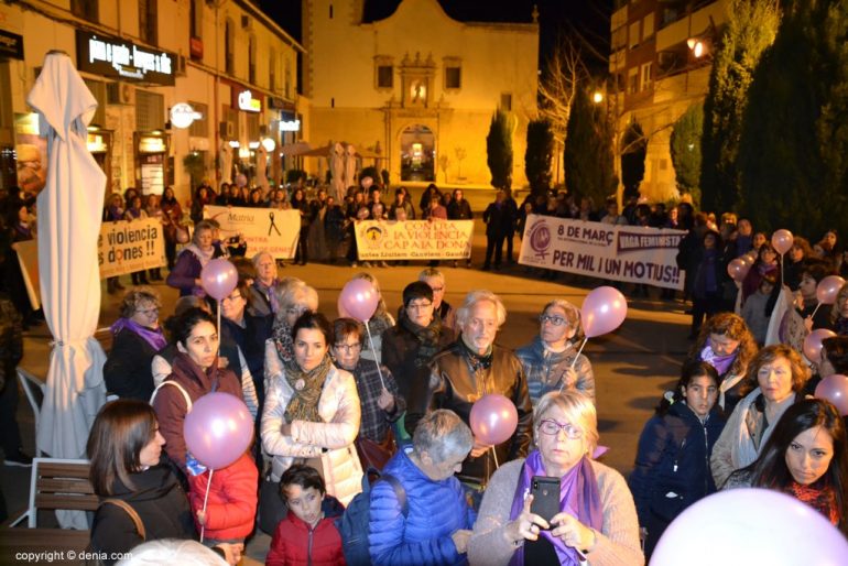 Manifestación feminista Dénia - Plaza del Consell