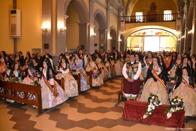 22 ofrenda de flores en la iglesia iglesia