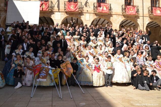 31 premios fallas infantiles denia 2019 celebracion de la comision