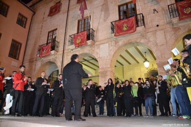 32 concierto de bandas de las fallas de denia musicos
