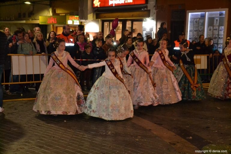 33 Cremà de la falla de la Junta Local Fallera 2019 - rodeando el fuego