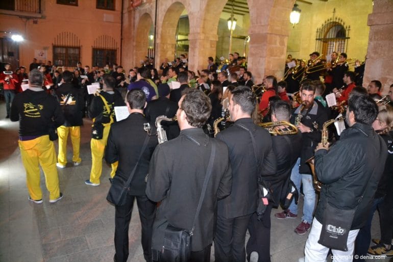 Concierto de bandas de las fallas de Dénia - músicos
