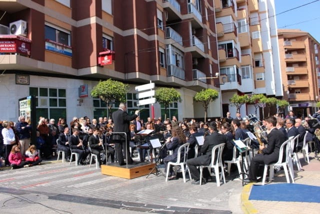 concierto de la banda de denia en la falla saladar