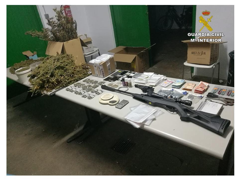 efectos incautados en pego