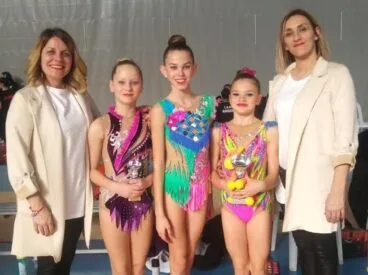 gimnastas individuales denia todas al nacional base