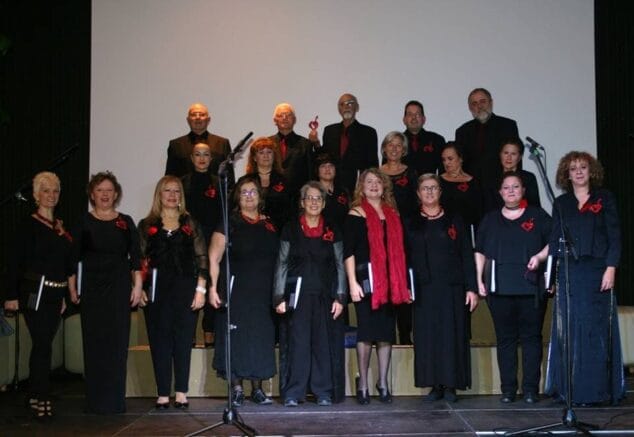 grup polifonic cadenza