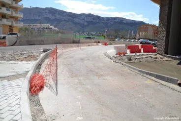 Nuevas aceras en la calle Pintor Llorens