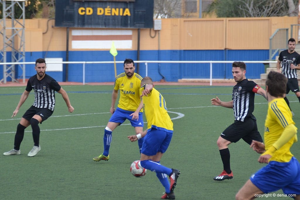 panucci jugando con cesar