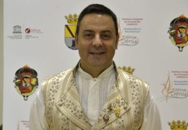 salva pegaso presenta su candidatura a presidir la junta local fallera de denia