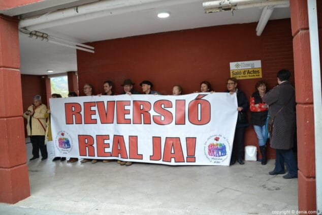01 acto de compromis en denia concentracion de la plataforma por la sanidad publica