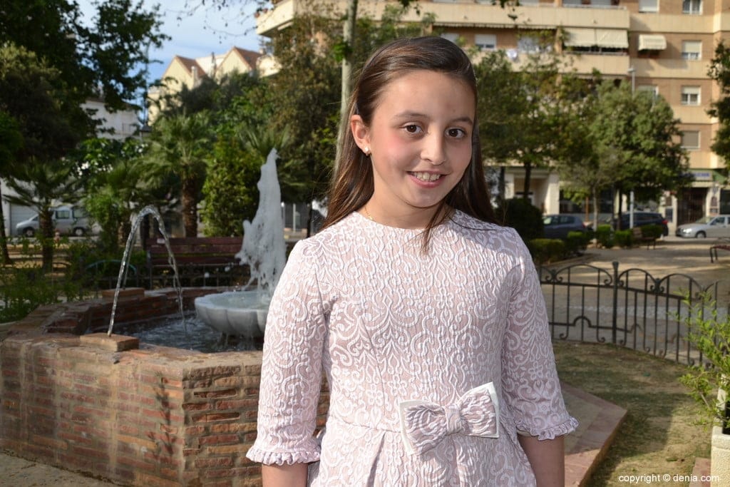 08 yaiza serrano moll candidata a fallera mayor infantil de denia 2020