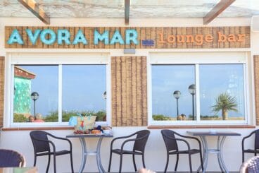 a vora mar lounge bar restaurant noguera