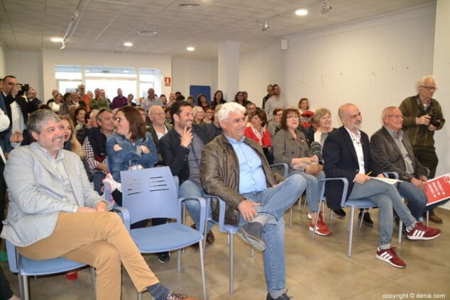 asistentes a la presentacion de la candidatura de javier scotto