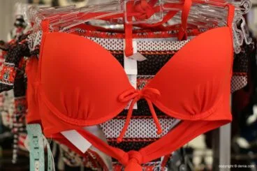 Bañador rojo Leveleleven