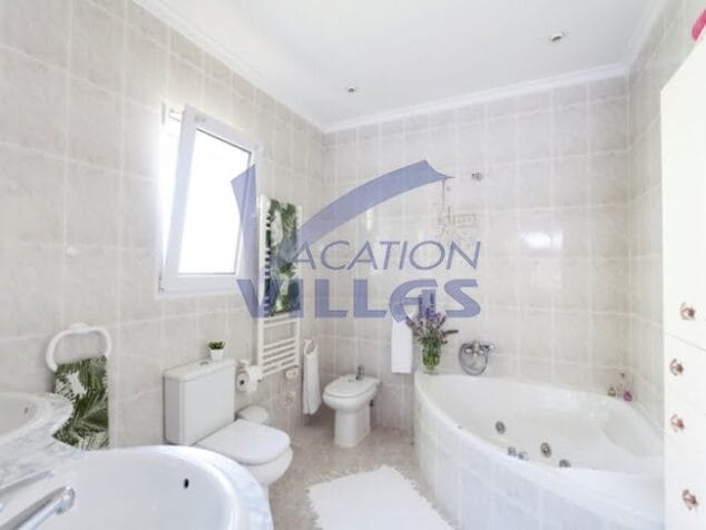 bano vacation villas