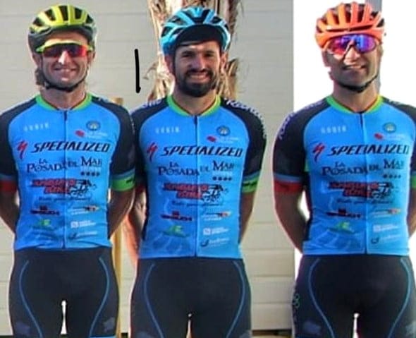 ciclistas del cc denia que van a la andalucia race