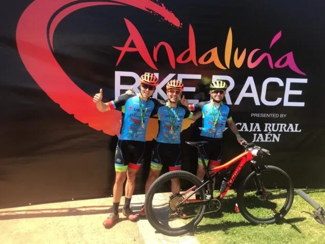 equipo ciclista la cava team