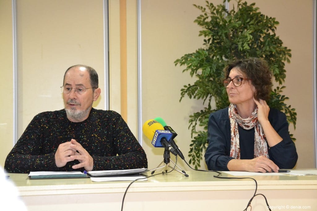 representantes de decona