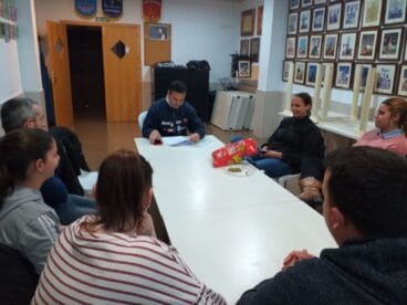 Reunión del candidato Pérez Llopis con la falla Les Roques