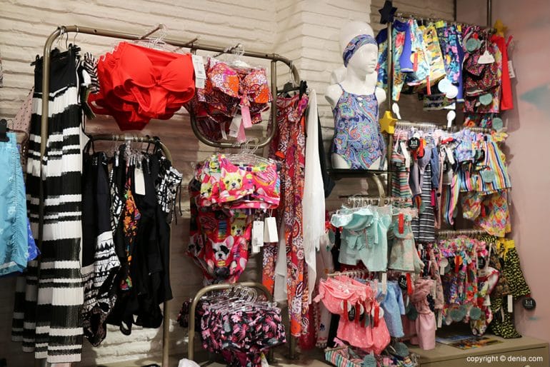 Ropa baño infantil Leveleleven
