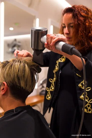 Secar cabello Dénia – The Reference Studio