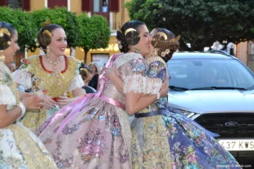 Elección de las falleras mayores de Dénia 2020 – LLegada de las falleras