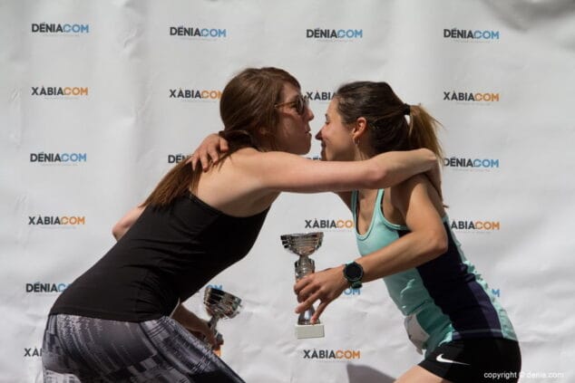 26 entrega de premios vi marcha solidaria raquel paya podium senior femenino