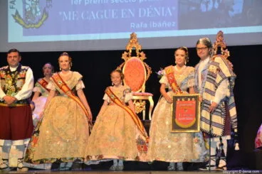 Despedida de las falleras mayores de Dénia 2019 – Reconocimiento a artistas falleros