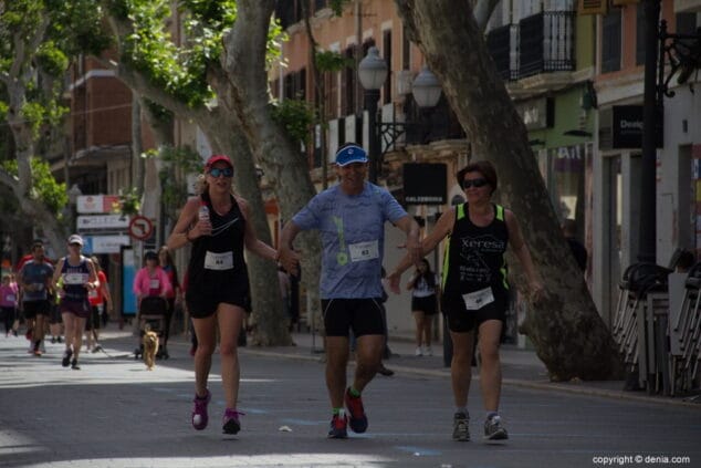 83 6 marcha solidaria deniacom a favor del cee raquel paya