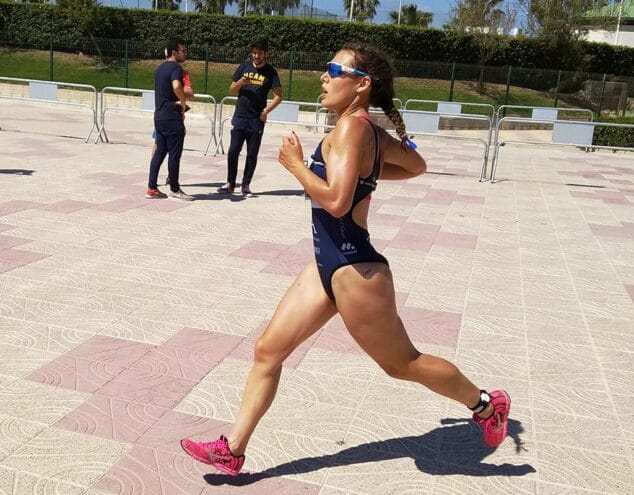 andrea fernandez en el segmento carrera a pie