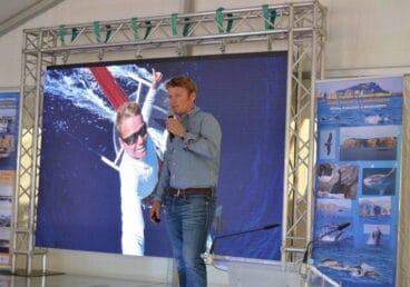 Charla de Alex Pella