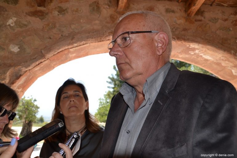 Declaraciones del alcalde y Cristina Sellés