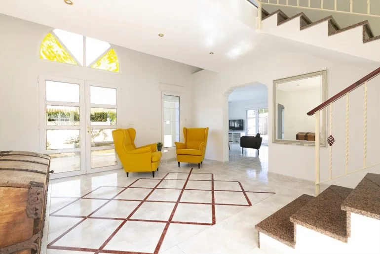 Entrada vivienda alquiler vacacional Denia Quality Rent a Villa