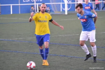 panucci davant un defensor de la ud alginet