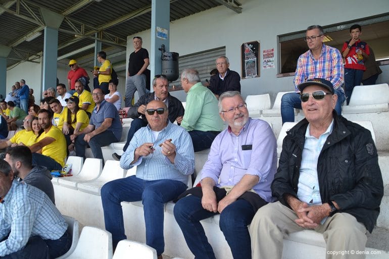 Tres veteranos seguidores del CD Dénia