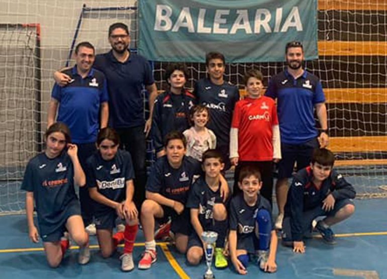 One of the Marist teams in the Fundació Baleària Tournament