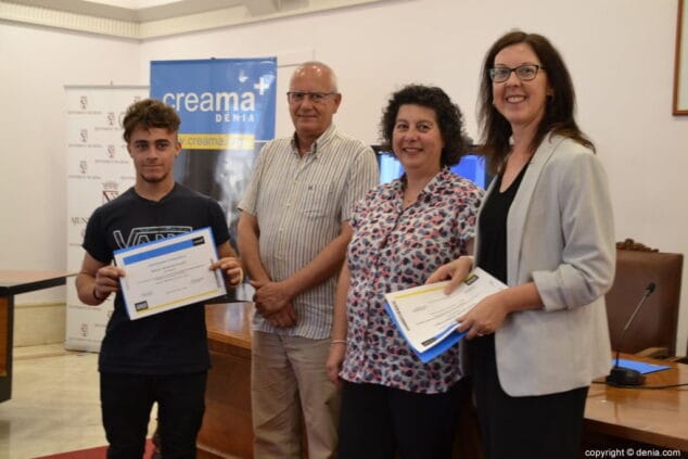 17 clausura de los programas formativos de creama entrega de diplomas