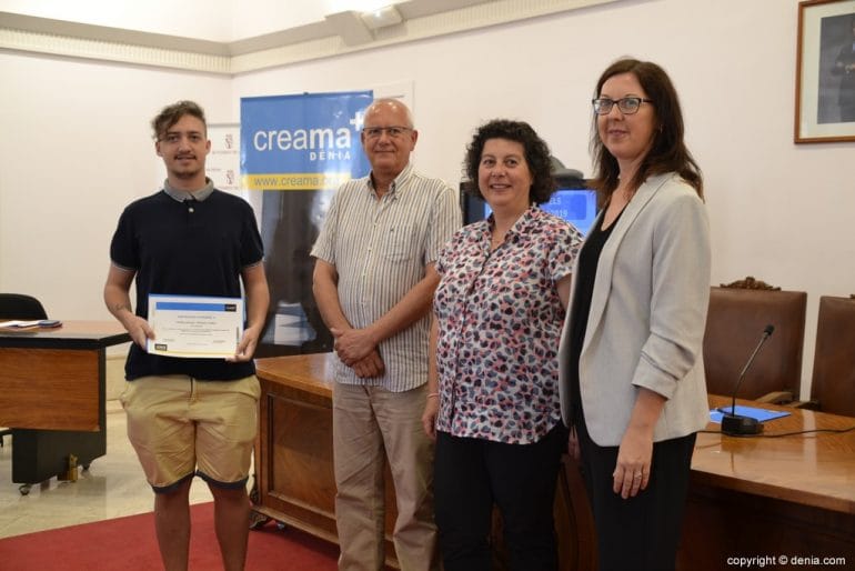 Clausura de los programas formativos de Creama - entrega de diplomas