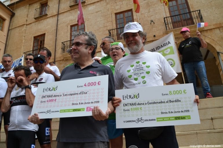 V Carrera Solidaria Angers - Dénia - Entrega de cheques