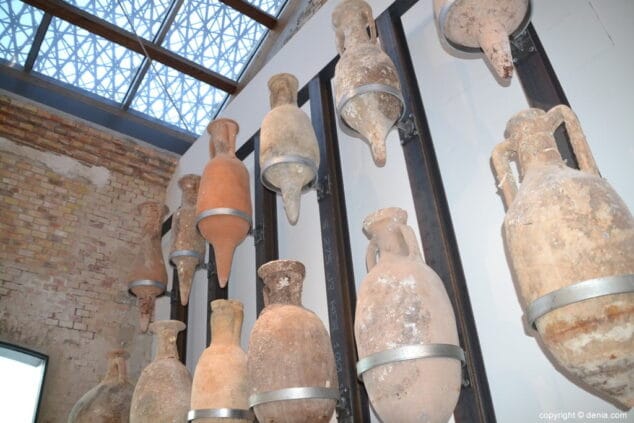 23 inauguracion del museu de la mar de denia anforas