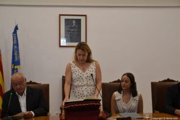 Constitución del Ayuntamiento de Dénia – Estefania Schwamb