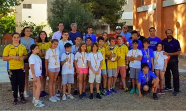 Étudiants de l'école de handball de Denia