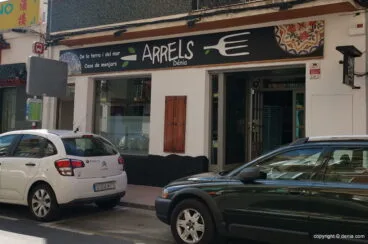 arrels denia entrada