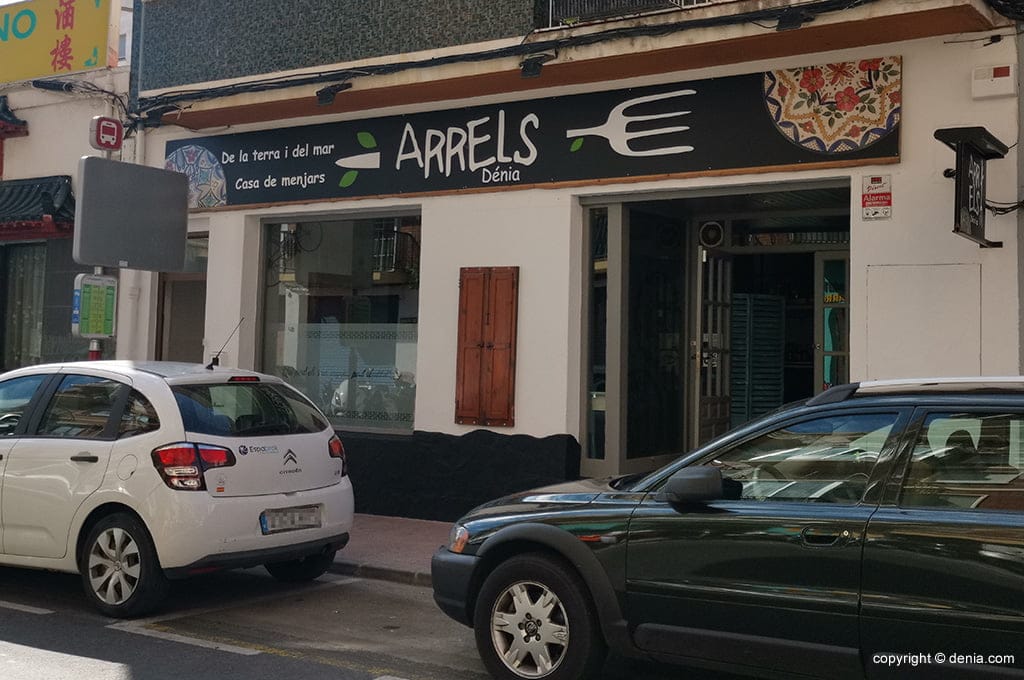 arrels denia entrada