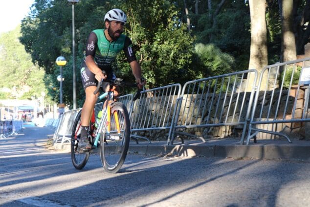ascenso en una de las etapas de la volta a tarragona
