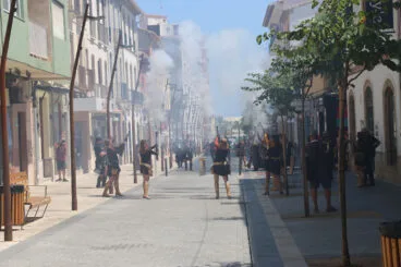 Batalla de alcabucería en las calles de Dénia en 2019