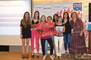 CA Gata tercero por equipos femeninos