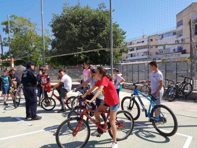 campana de la bicicleta en los colegios de denia