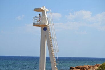 el ayuntamiento organiza un taller de socorrismo de playas en el llebeig