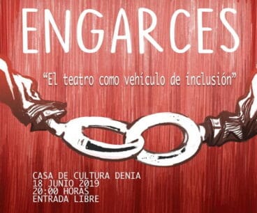 Eva Ten führt Regie bei einem Dokumentarfilm, in dem die pädagogische Funktion des Theaters anhand der Erfahrungen von Studenten aus Denia gezeigt wird